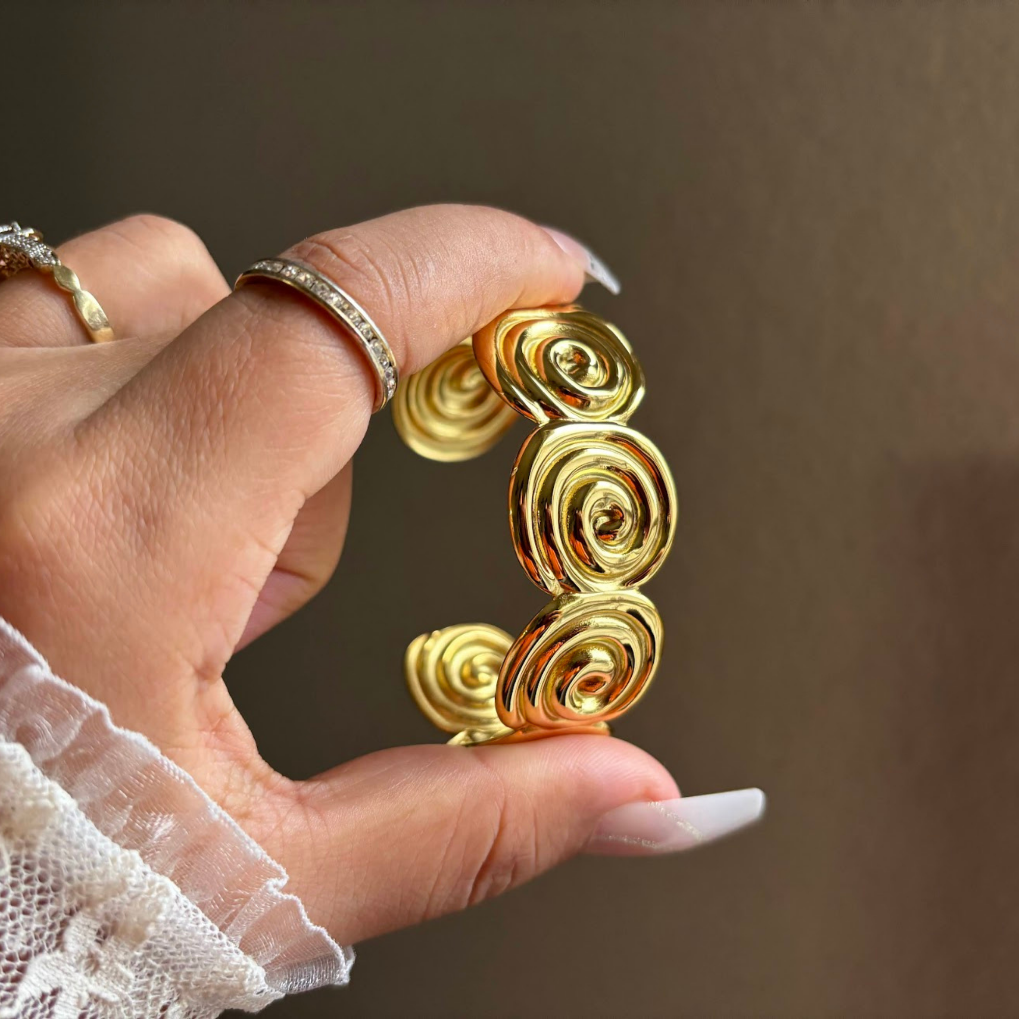 18K Gold Plated Spiral Link Bracelet