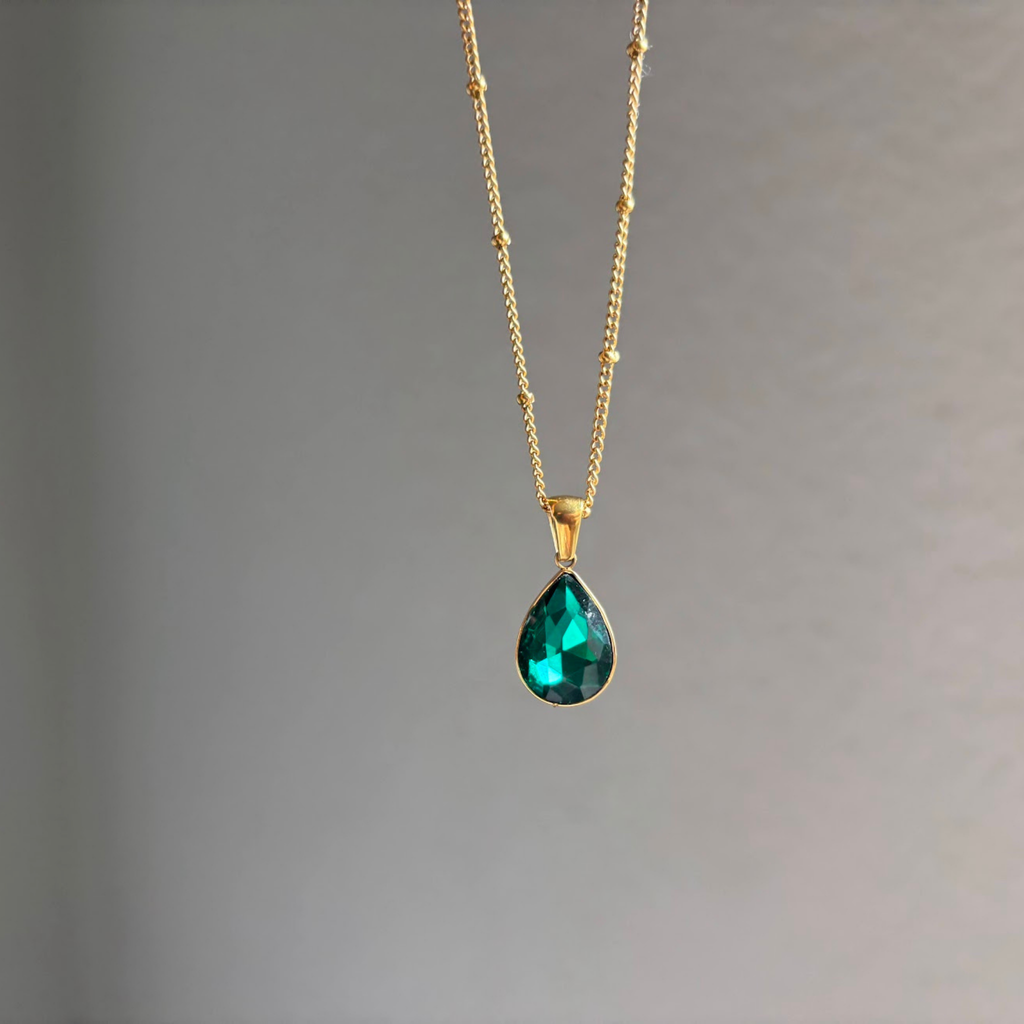 Dainty Green Teardrop Pendant Necklace – 18k gold plated Minimalist Layering Gift for Her